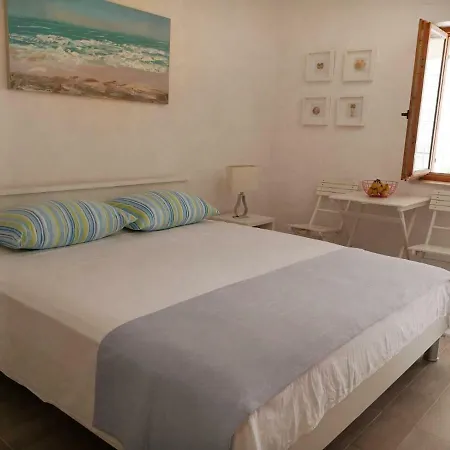 Pina Apartment